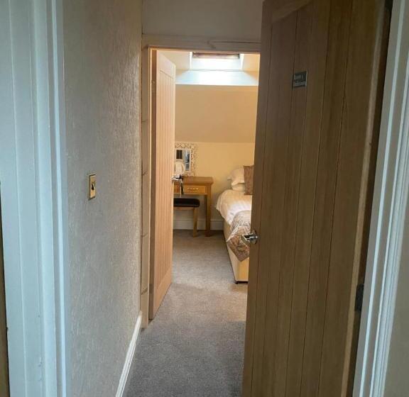 酒店 Melbourne Guest House