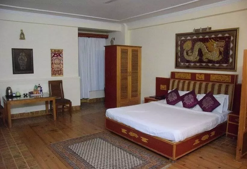 בית מלון כפרי Nandini Residency