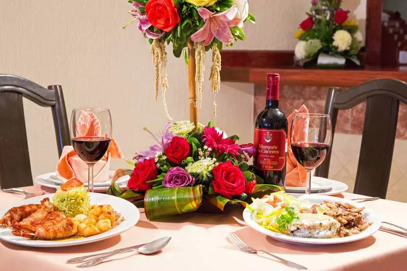 Отель Principado Tijuana Aeropuerto