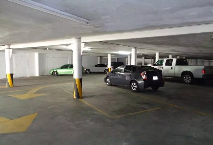 Отель Principado Tijuana Aeropuerto