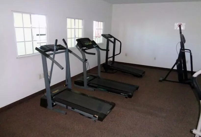 Отель Principado Tijuana Aeropuerto