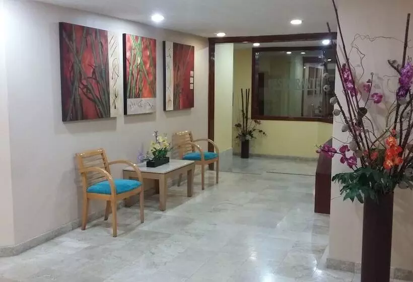 هتل & Suites Real Del Lago