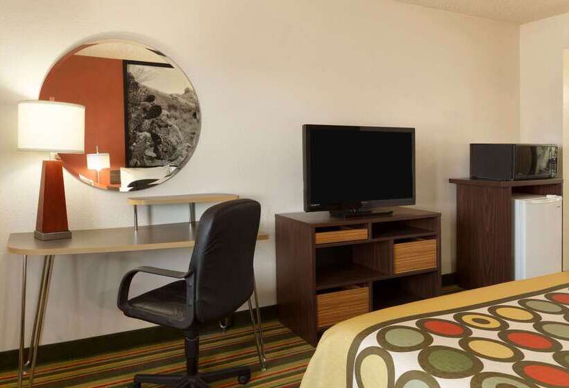 בית מלון כפרי Super 8 By Wyndham Woodward