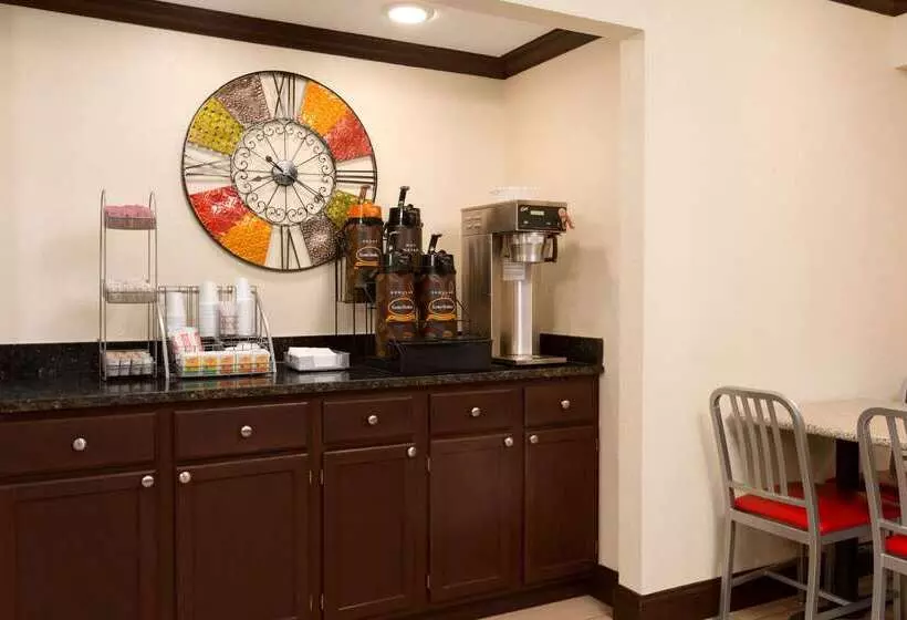 호텔 Super 8 By Wyndham Woodward