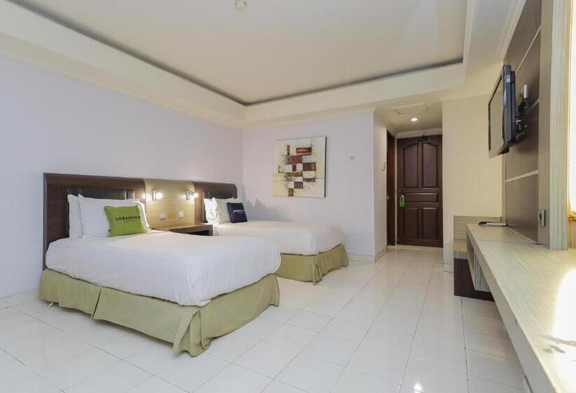 Urbanview Hotel Taman Suci Denpasar Bali