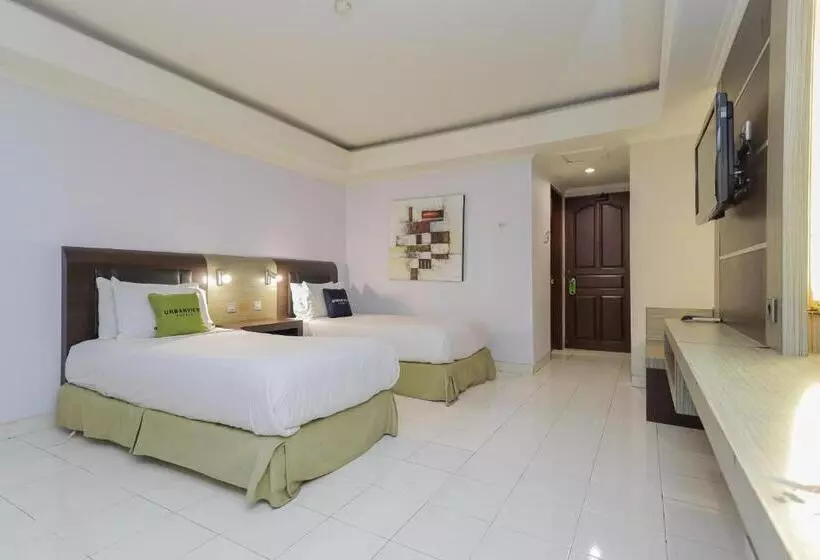 Urbanview Hotel Taman Suci Denpasar Bali