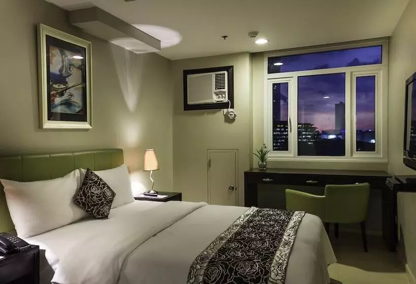 호텔 The Exchange Regency Residence