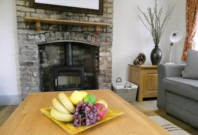 Отель The Frocester