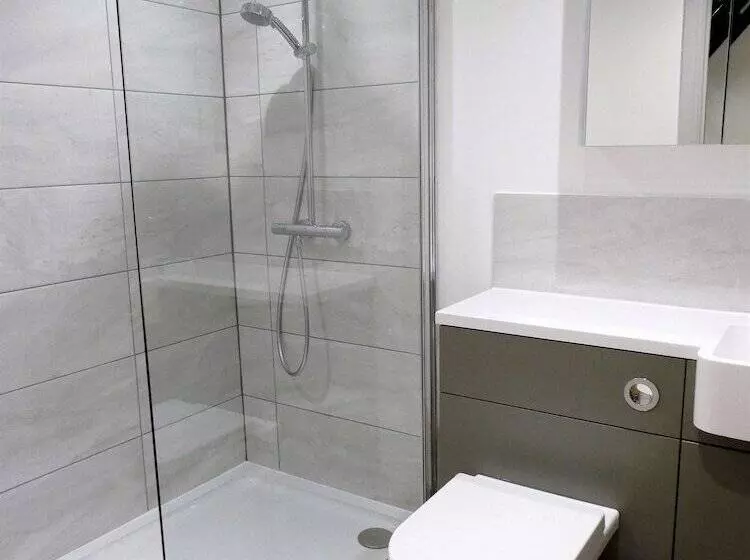 Отель The Frocester