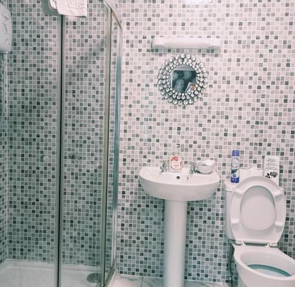 Отель The Gordon