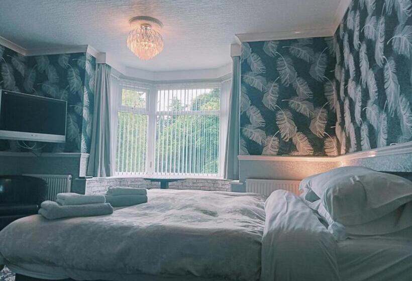 Отель The Gordon