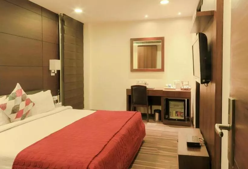 هتل The Nanee Suites