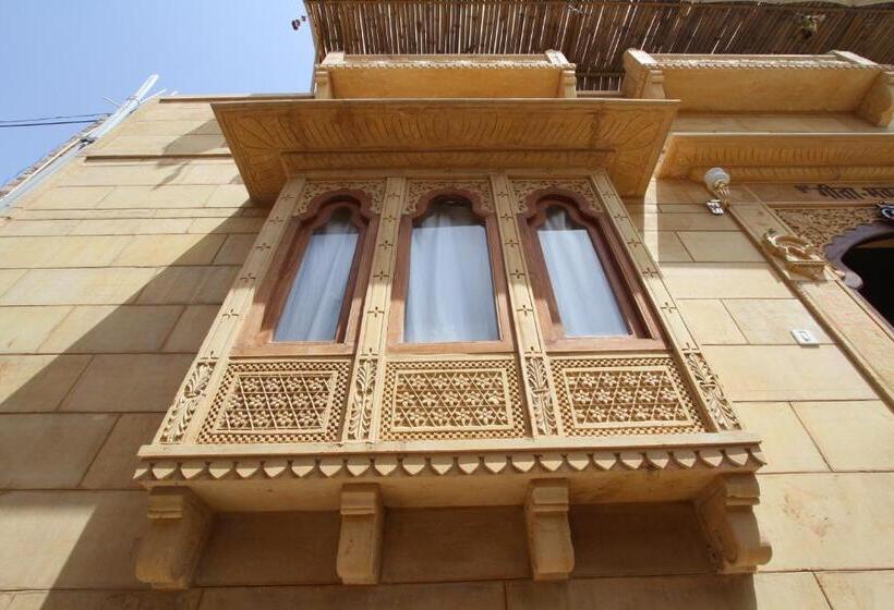 فندق The Silk Route