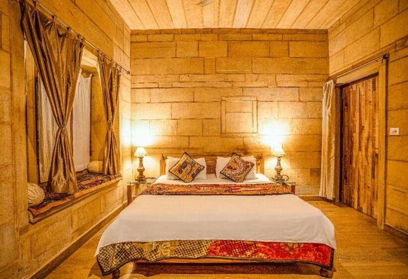 فندق The Silk Route