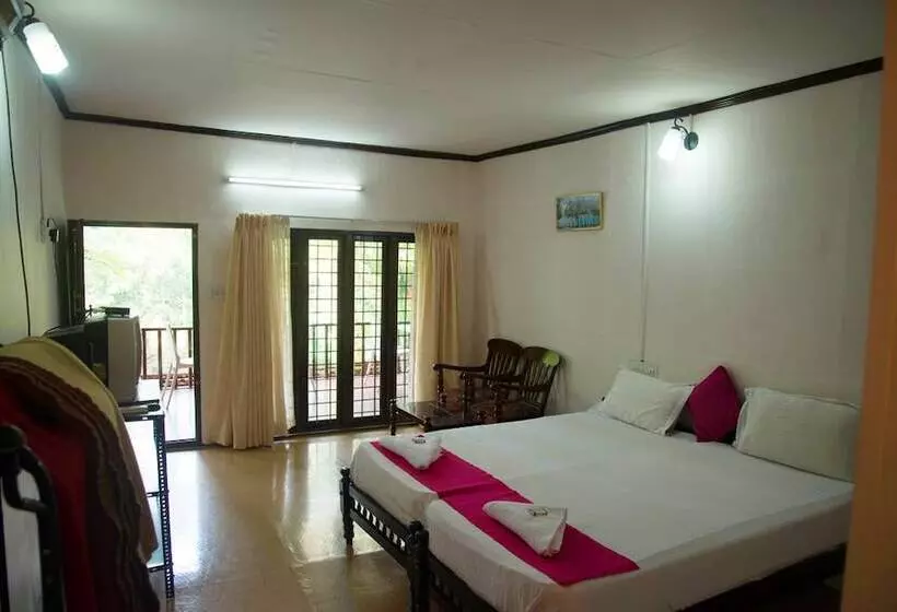 호텔 Backwater Retreat   Honeymoon House