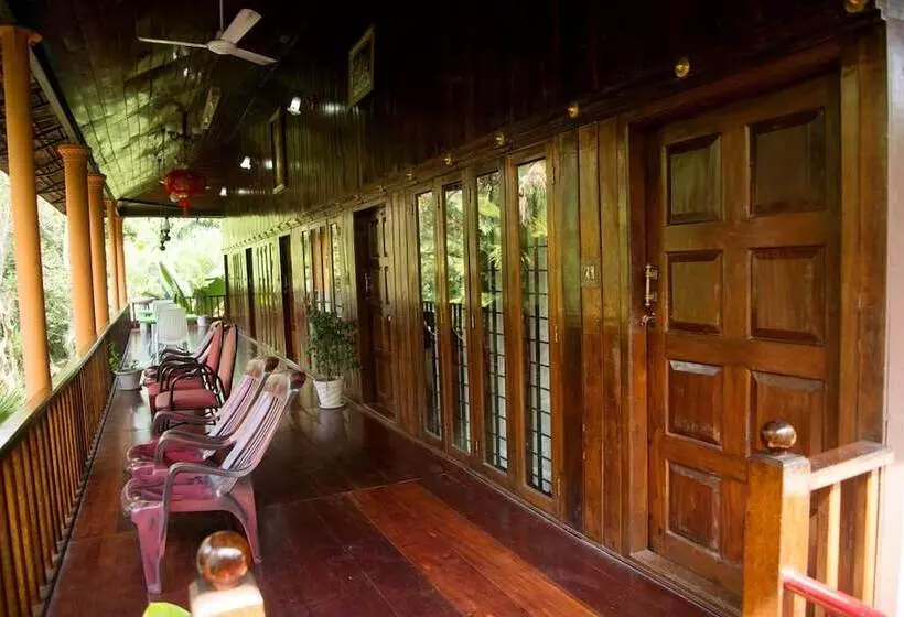 호텔 Backwater Retreat   Honeymoon House