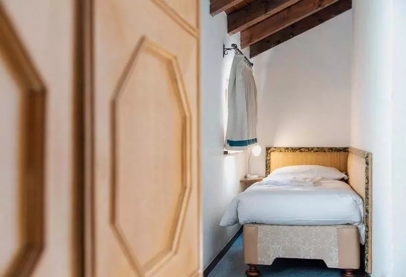 בית מלון כפרי Capannina