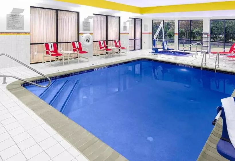 Отель Courtyard Bethlehem Lehigh Valley/i78