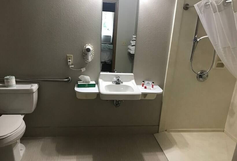 酒店 Days Inn By Wyndham Grove