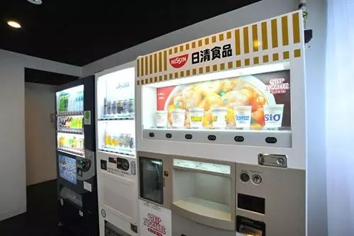 Капсульный Oтель First Cabin Kyoto Karasuma  Caters To Women