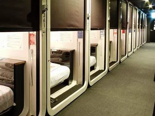 Капсульный Oтель First Cabin Kyoto Karasuma  Caters To Women