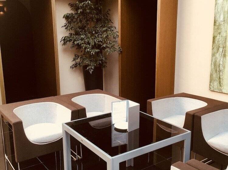 فندق Hospedería Conventual Sierra De Gata