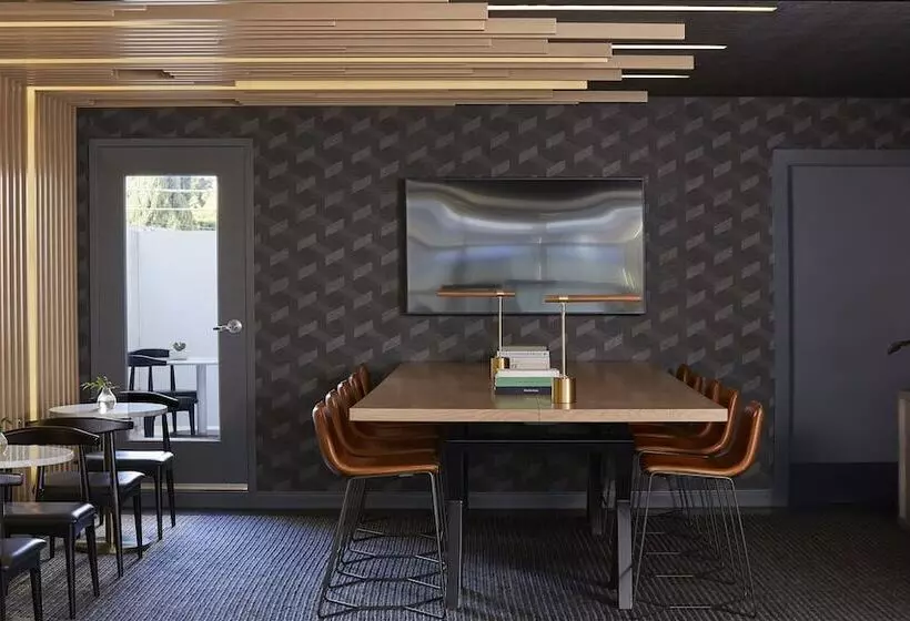 Kimpton Hotel Wilshire, An Ihg