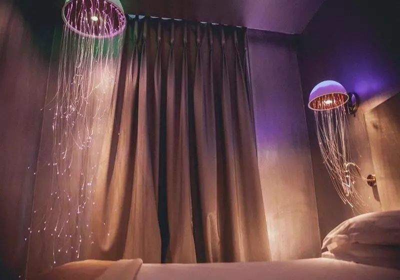 Le Petit Beaumarchais Hotel & Spa