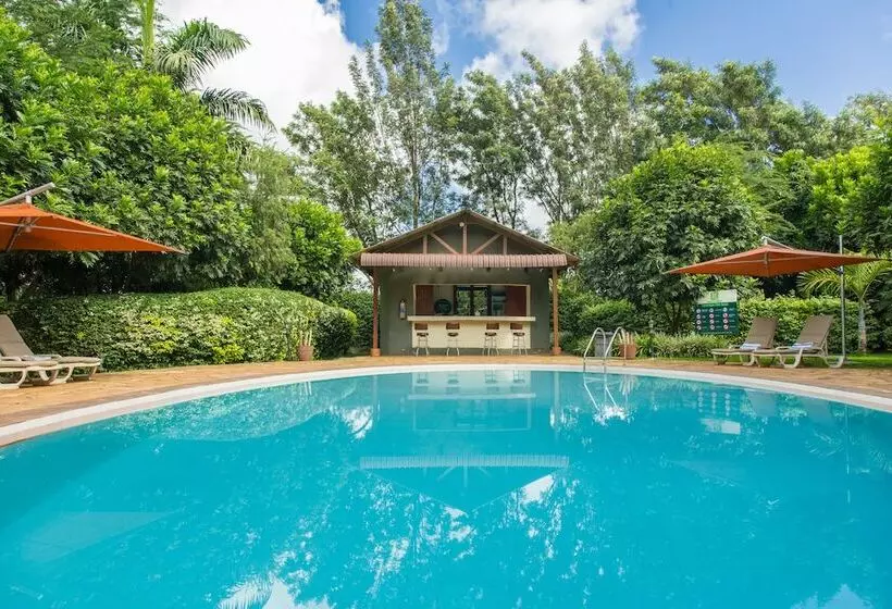 هتل Arusha Planet Lodge