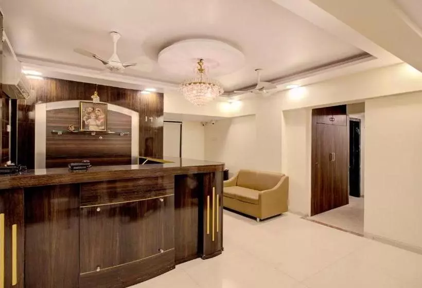 Hotelli Treebo Trip Daisy Residency