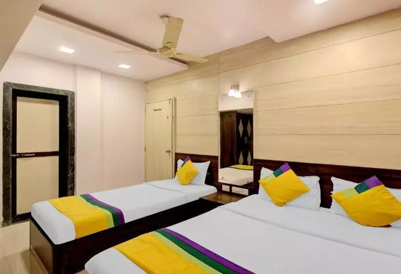 Hotelli Treebo Trip Daisy Residency