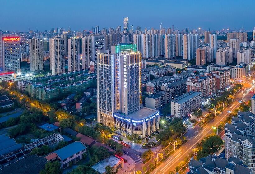 Hotell Golden Tulip Wuhan Wangjiawan
