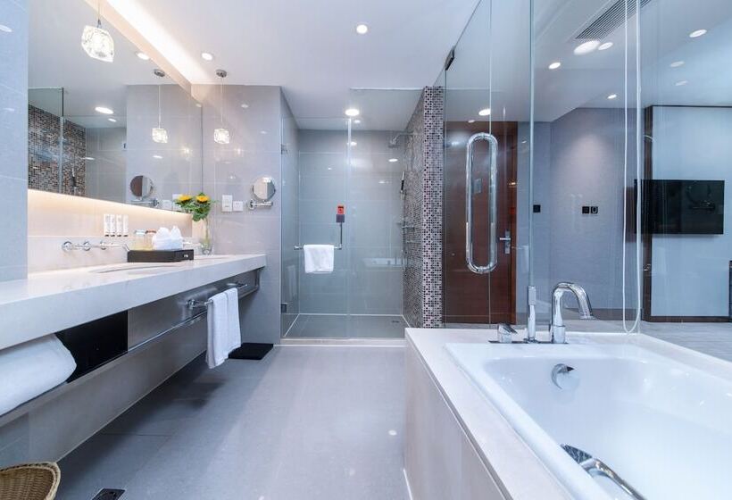 Hotell Golden Tulip Wuhan Wangjiawan