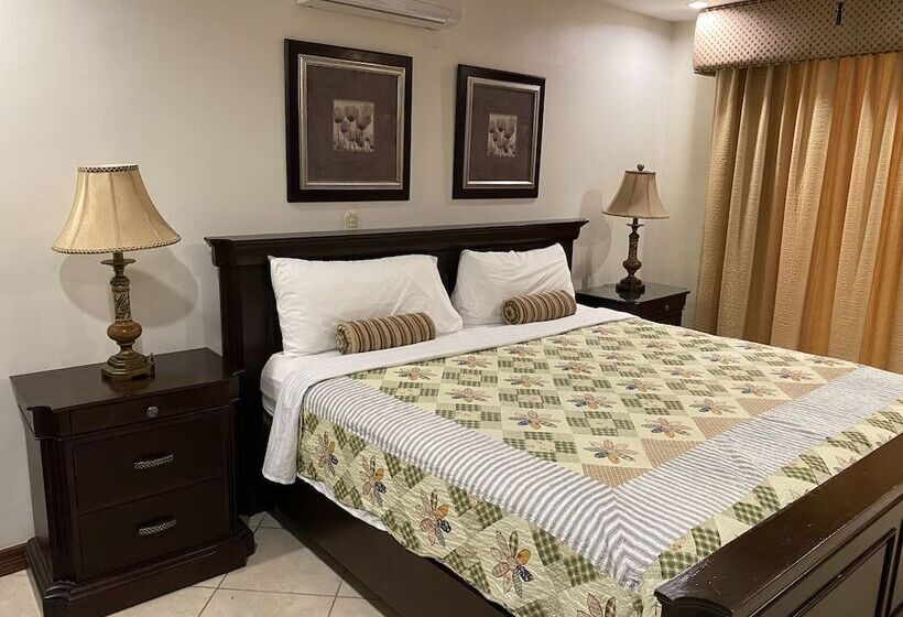 Monte Carlo Luxury Condominiums