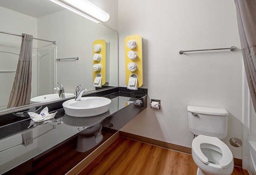 Motel 6 Anchorage, Ak   Midtown