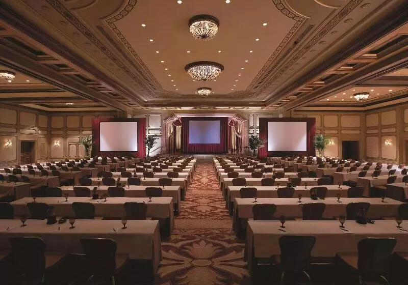 Курорт Fairmont Grand Del Mar