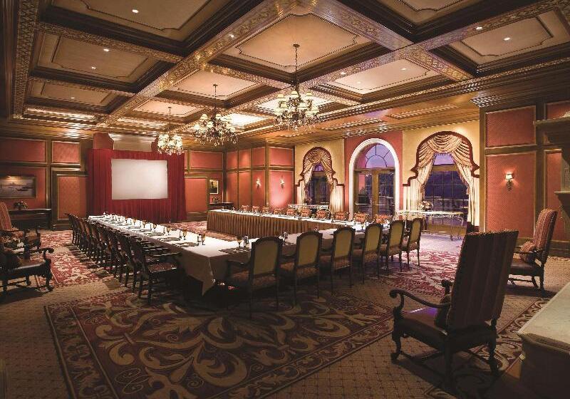 Курорт Fairmont Grand Del Mar