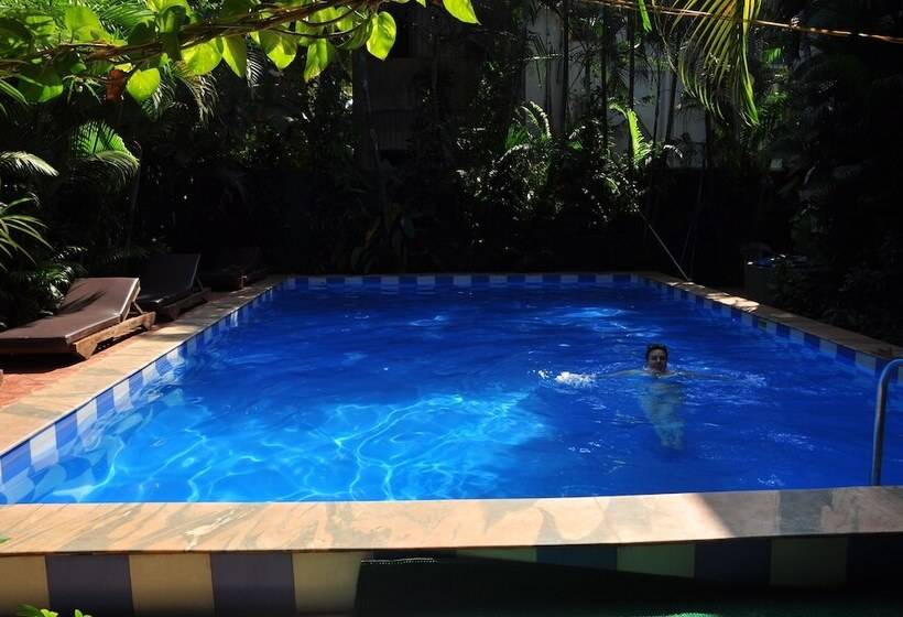 Villa Theresa Beach Resort