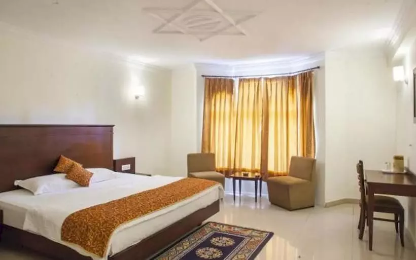 Alps Resort Dalhousie