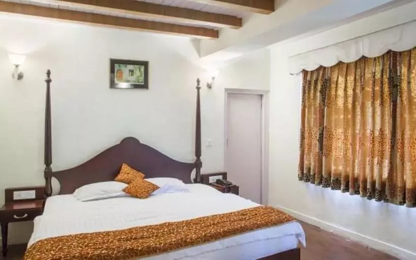 Alps Resort Dalhousie