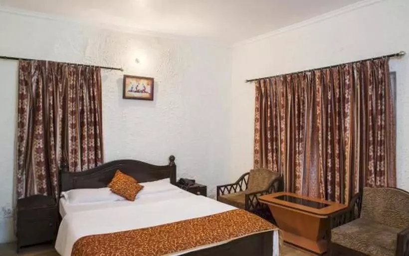 Alps Resort Dalhousie