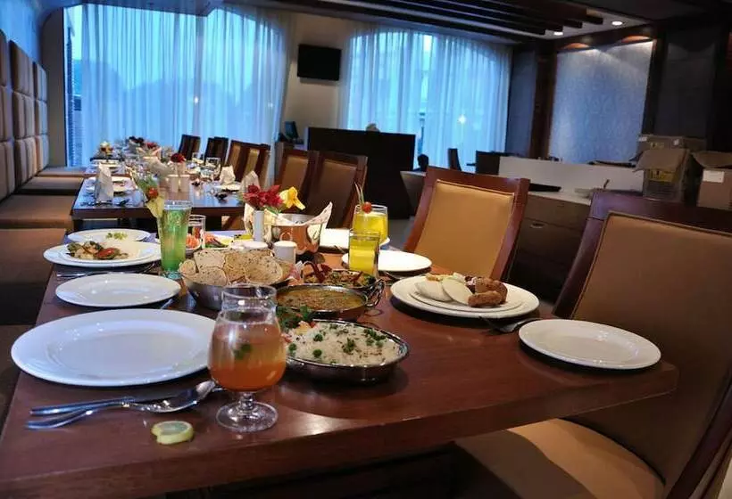 酒店 Cambay Sapphire Neemrana