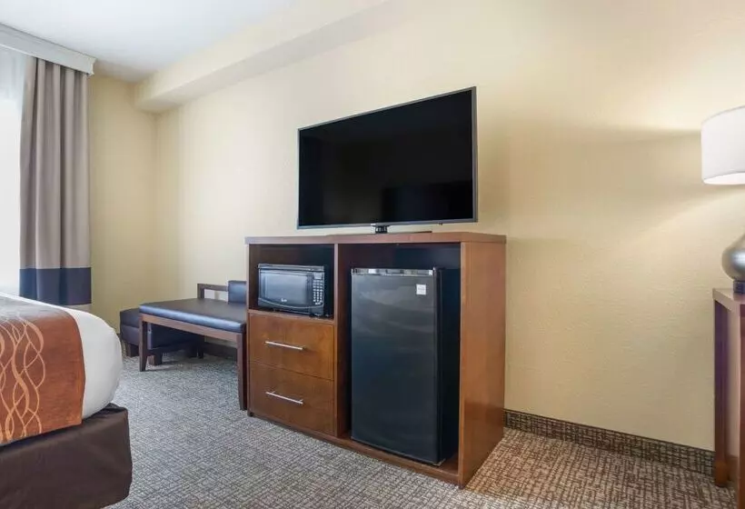 호텔 Comfort Inn & Suites Mobile Near Eastern Shore Centre