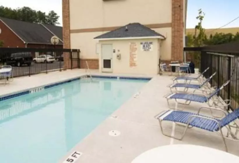 Отель Garden Inn