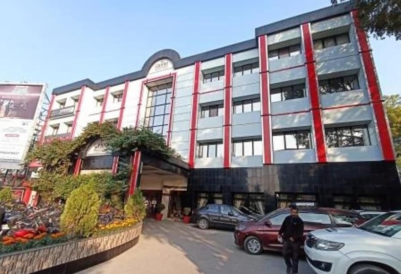 Grand Continental Hotel 