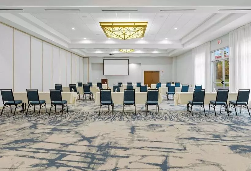 호텔 Hilton Garden Inn Auburn