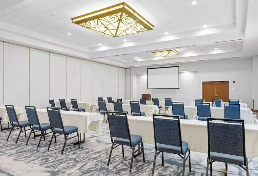 호텔 Hilton Garden Inn Auburn