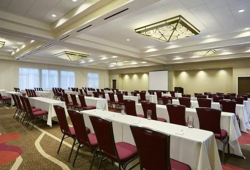 호텔 Hilton Garden Inn Auburn