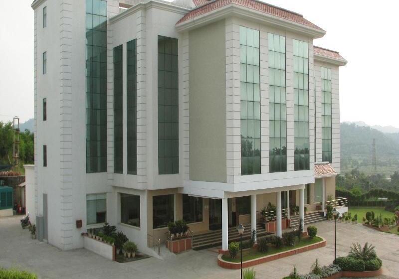 Hotel Legend Sarovar Portico