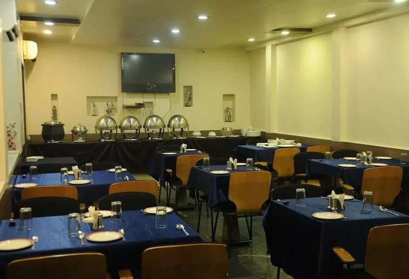 هتل Madhav International Pune Railway Station